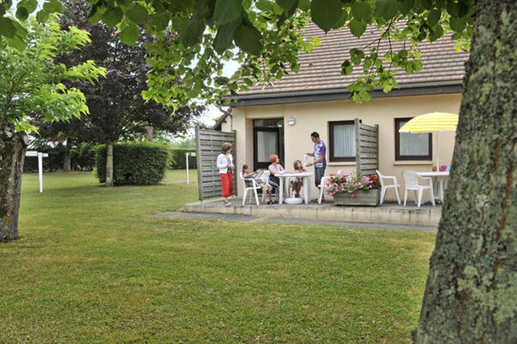Vvf Perigord Sorges-En-Perigord Hotel Buitenkant foto